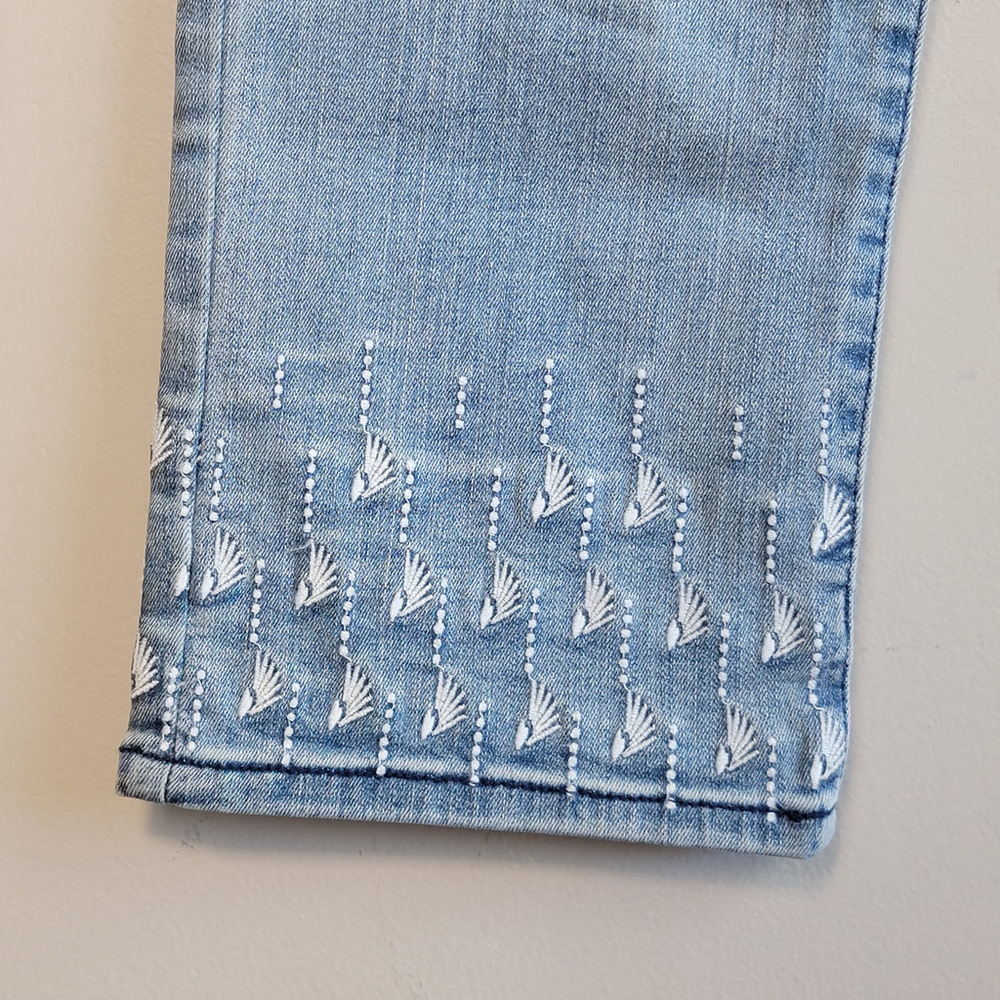 Not Your Daughters Jeans NYDJ Sheri Slim Ankle Embroidered Crop Light Wash 14 - Picture 7 of 12